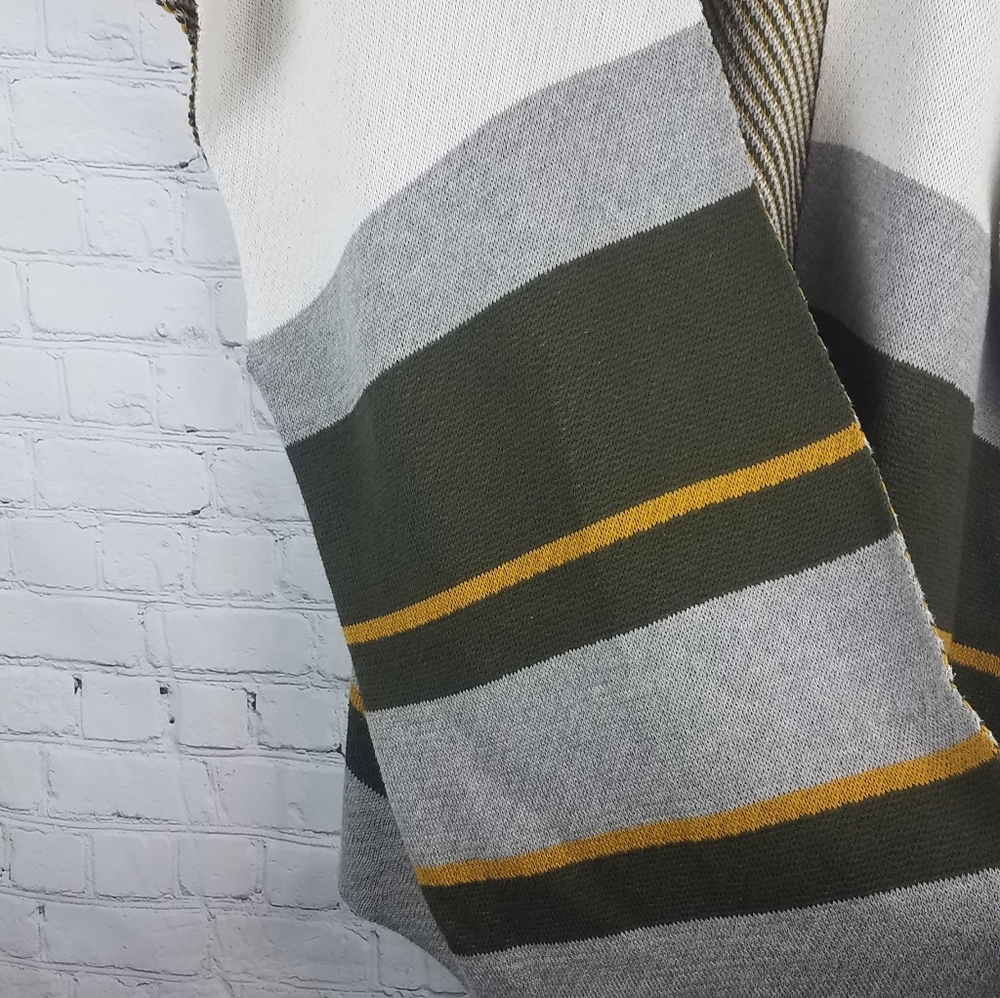 Forever 21 Oversized Shawl - Picture 2 of 6